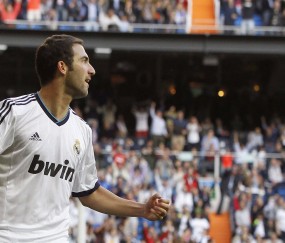 开云体育APP下载-活塞狂胜湖人，马克西成为关键先生，一场颠覆预期的胜利