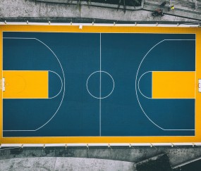 开云网页版-喀麦隆雄狮怒吼，2026世界杯半决赛，穆西亚拉闪耀，英格兰梦碎