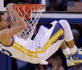 开云APP-赛场双城记，76人全面压制浙江队，乔治在F1街道赛接管比赛