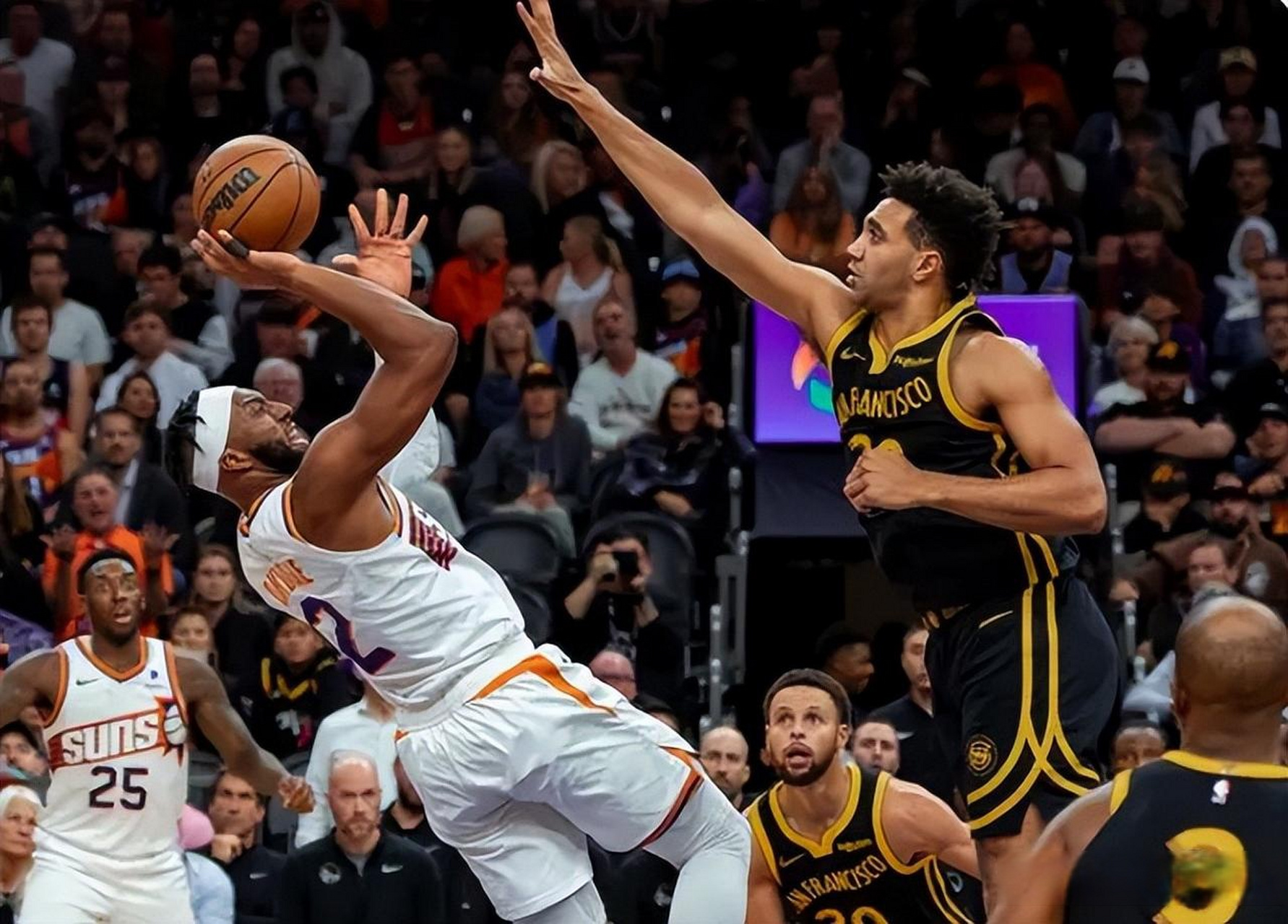 太阳翻盘勇士，杜兰特带队取胜