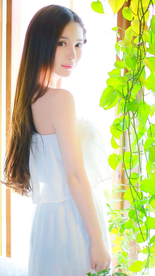 塞维利亚硬仗破奥,魔笛独奏欧冠半决赛,当坚韧遇上优雅的胜利